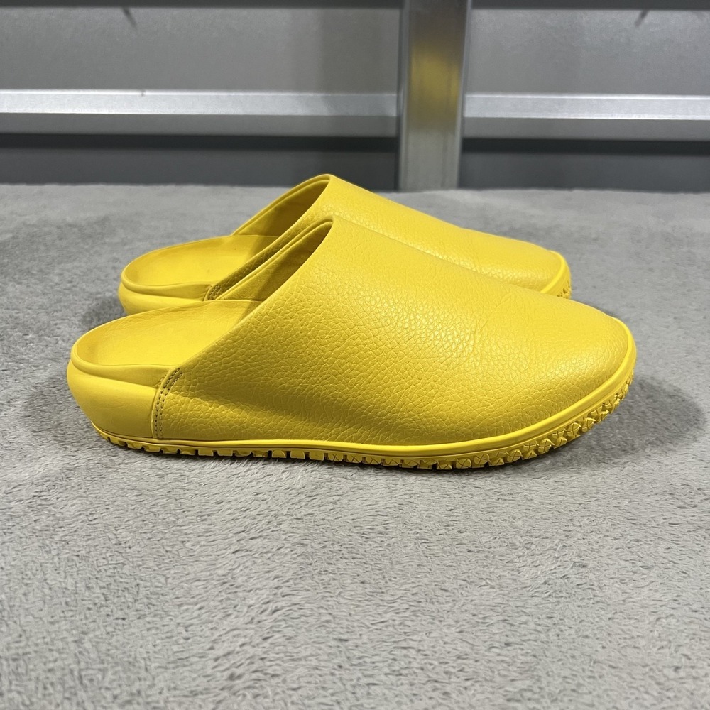 Snibbs Clogs Work Shoes Womens 9 Yellow Water Resistant Vegan Leather Mens 7.5